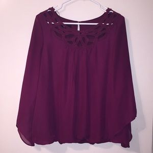 Woman’s bubble hem top XL burgundy